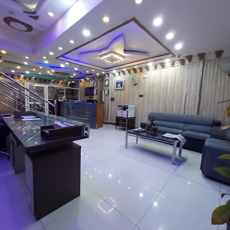 Global City Hotel Maligawatta エクステリア 写真