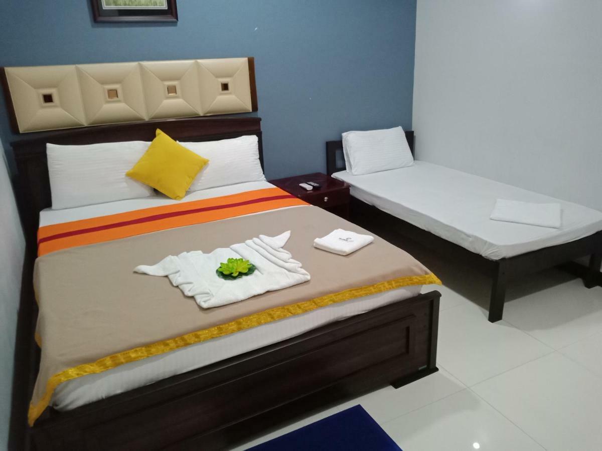 Global City Hotel Maligawatta エクステリア 写真