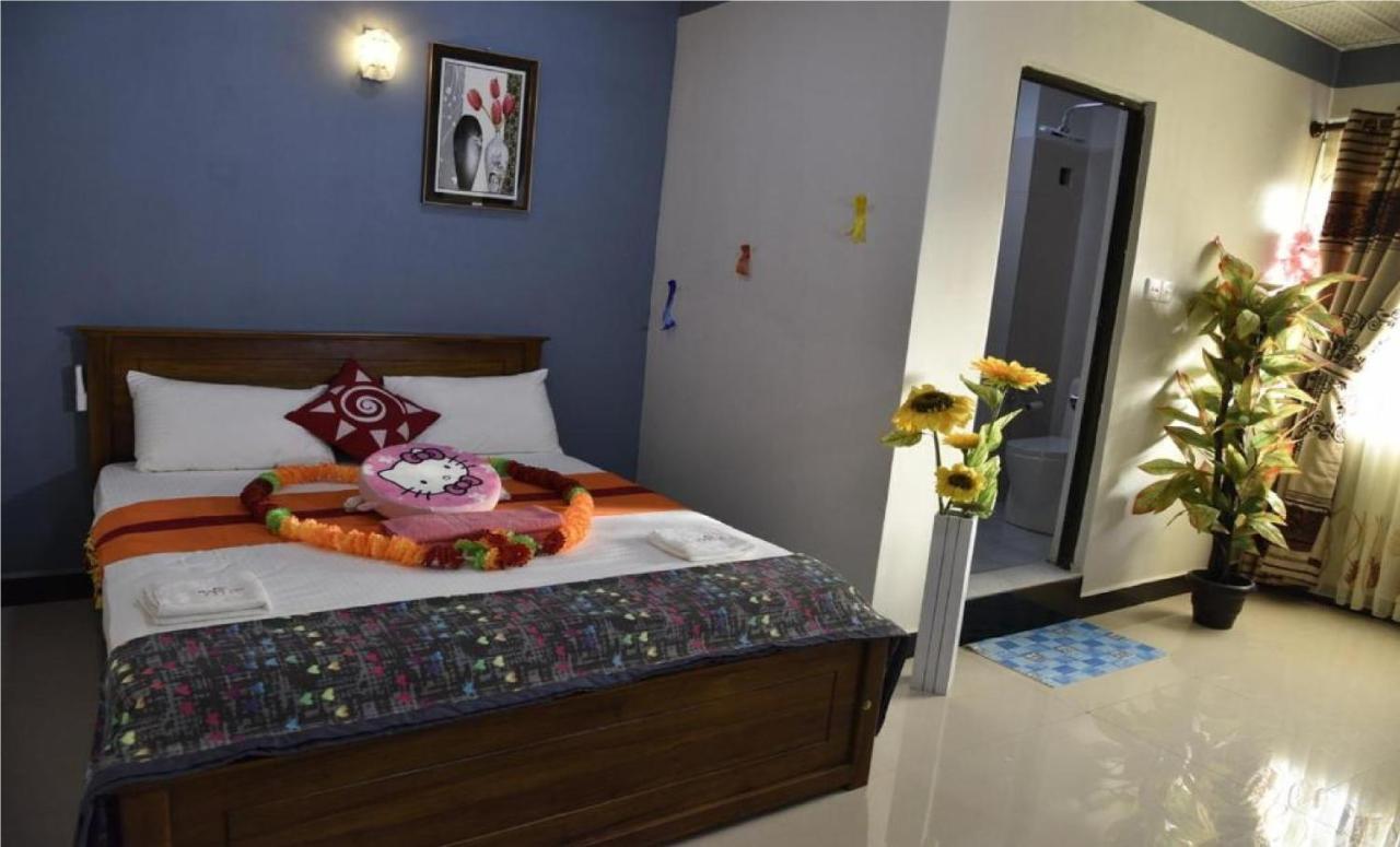 Global City Hotel Maligawatta エクステリア 写真